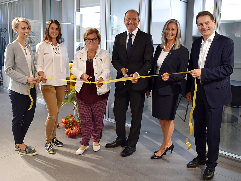 Eröffnung der NV Zulassungsstelle im Autohaus Slawitscheck